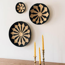 Load image into Gallery viewer, Wall Basket - Round Table