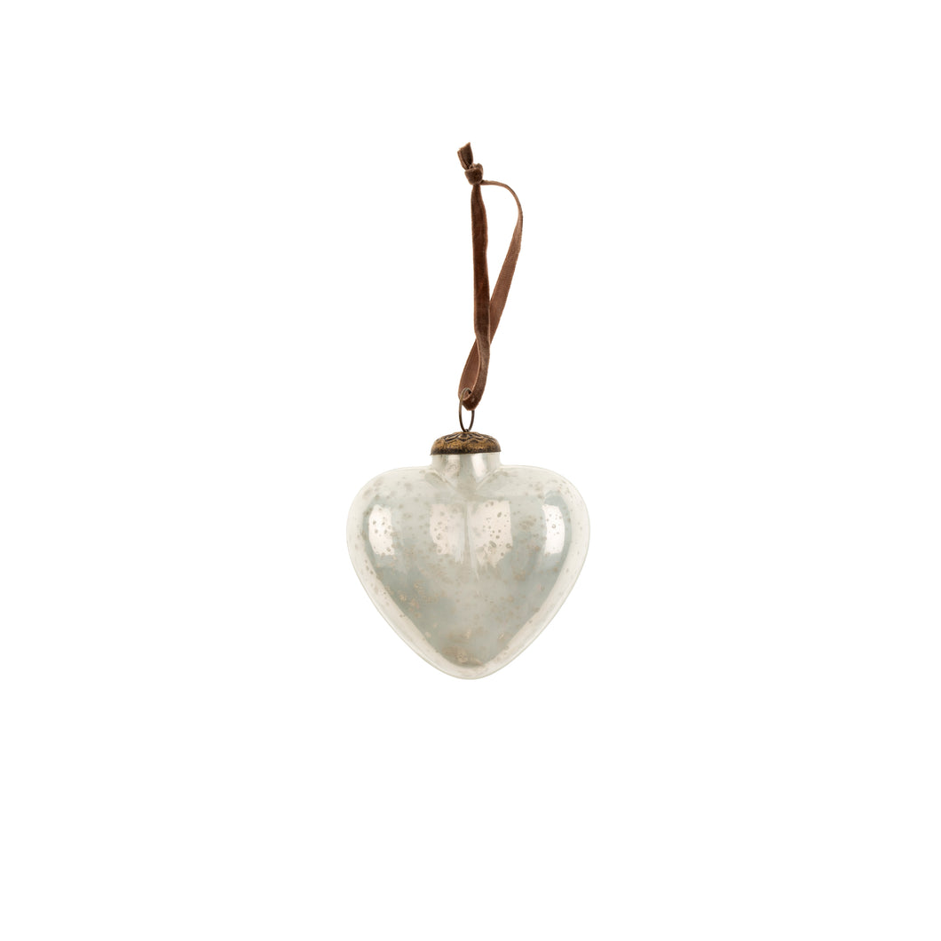 Holiday Heart Ornament - Antique Ivory