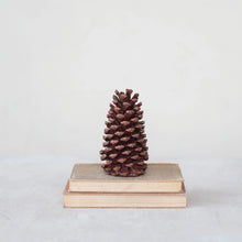 Load image into Gallery viewer, Pinecone
