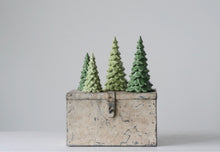 Load image into Gallery viewer, Green vintage tree
